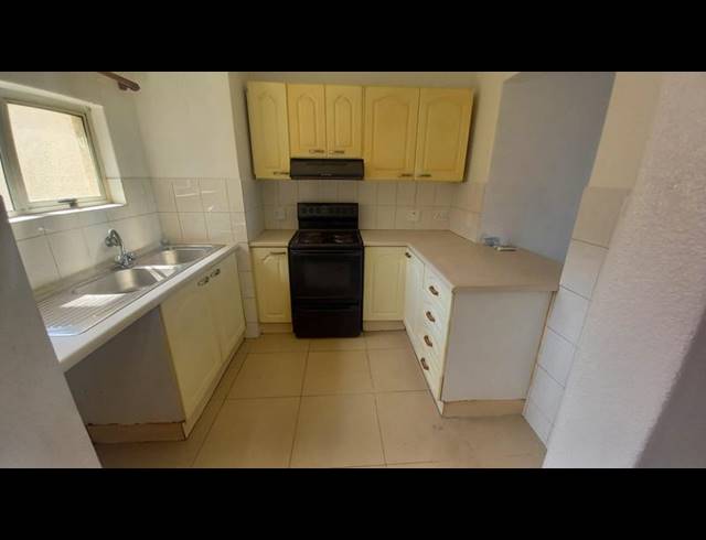 2 BEDROOM APARTMENT FOR SALE IN BLUFF